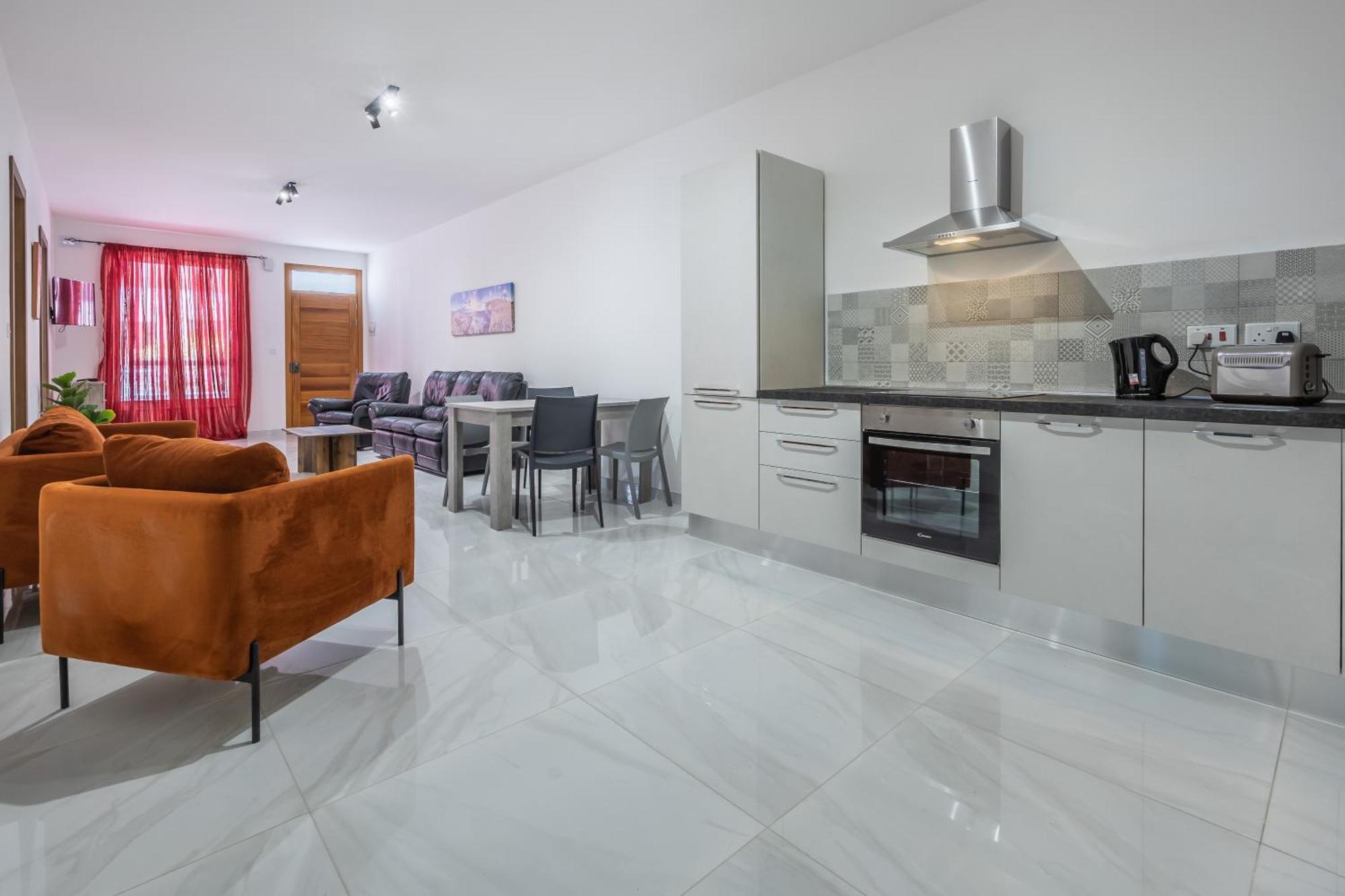 Apartment Seabreeze By Sf Homes - Meters Away From The & Pools St. Paul's Bay