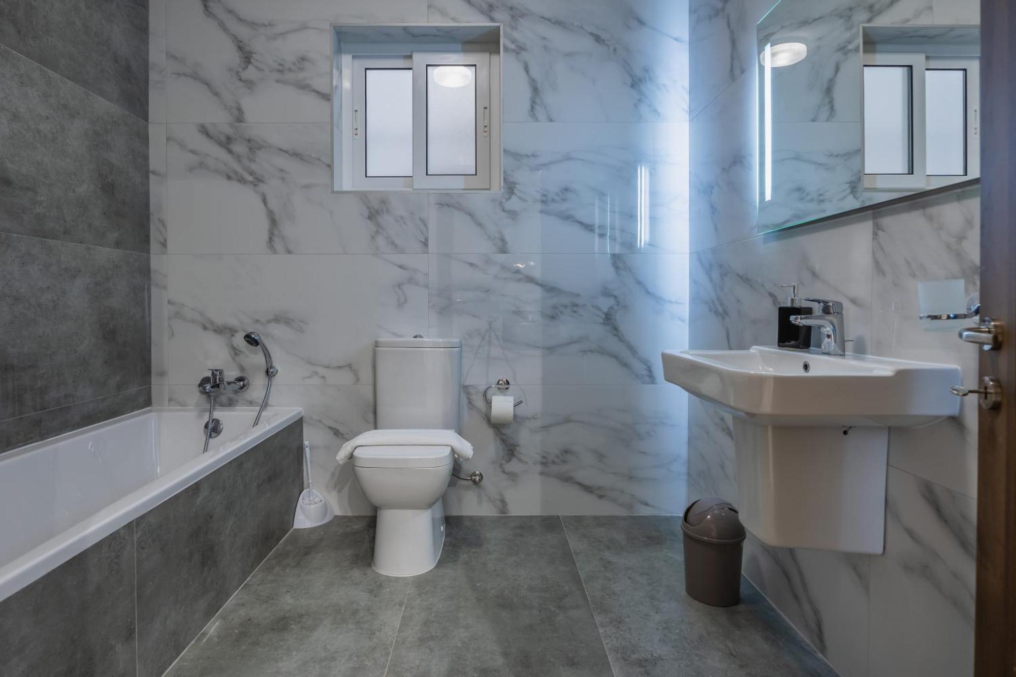 Seabreeze By Sf Homes - Meters Away From The & Pools *